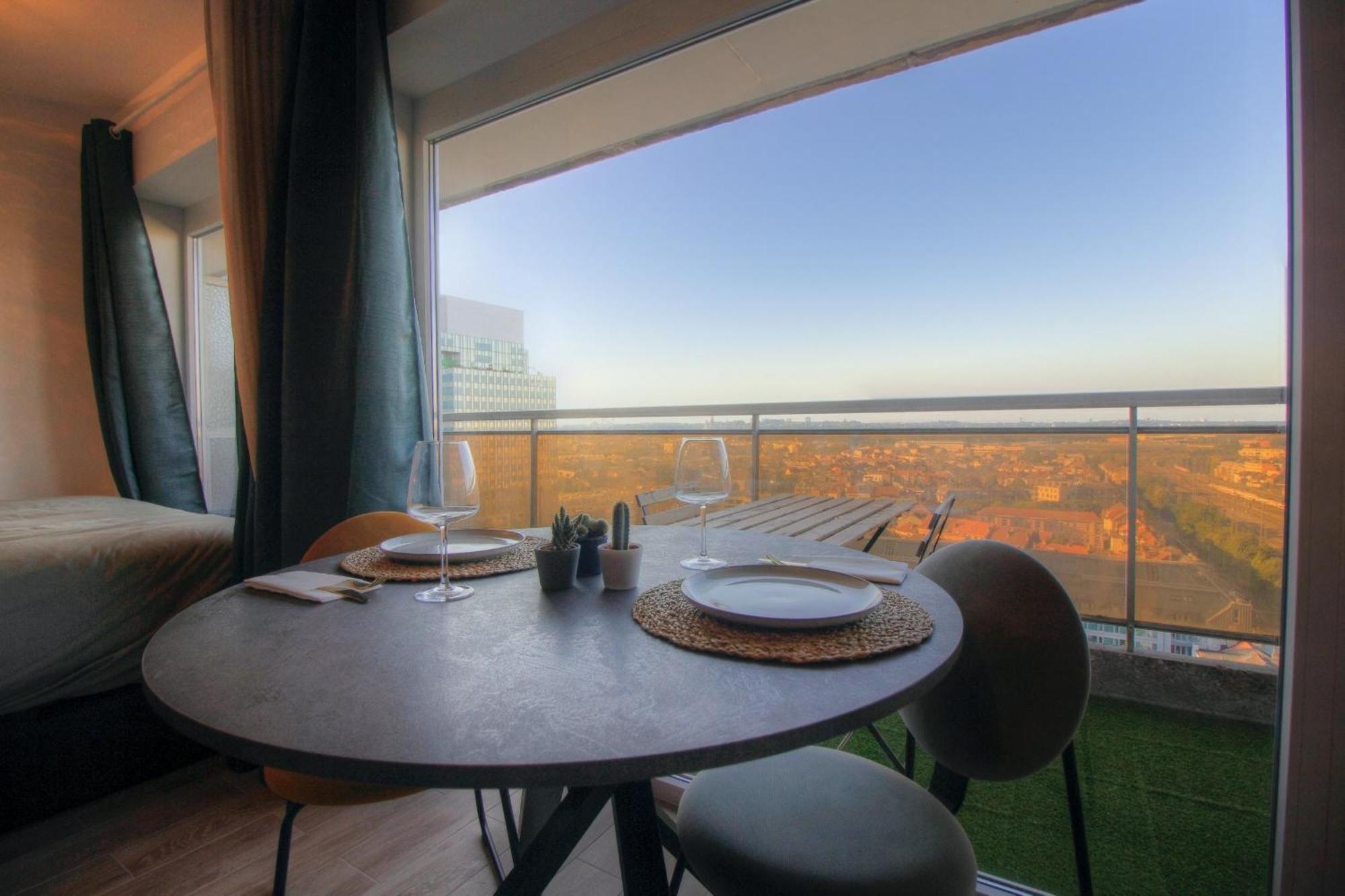 Studio Avec Vue Panoramique Et Parking Gratuit Bruxelles Exterior foto